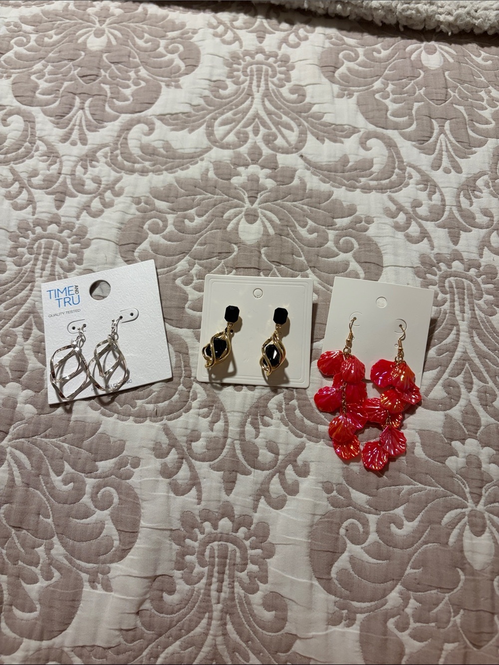 Bundle of 3 Earrings
